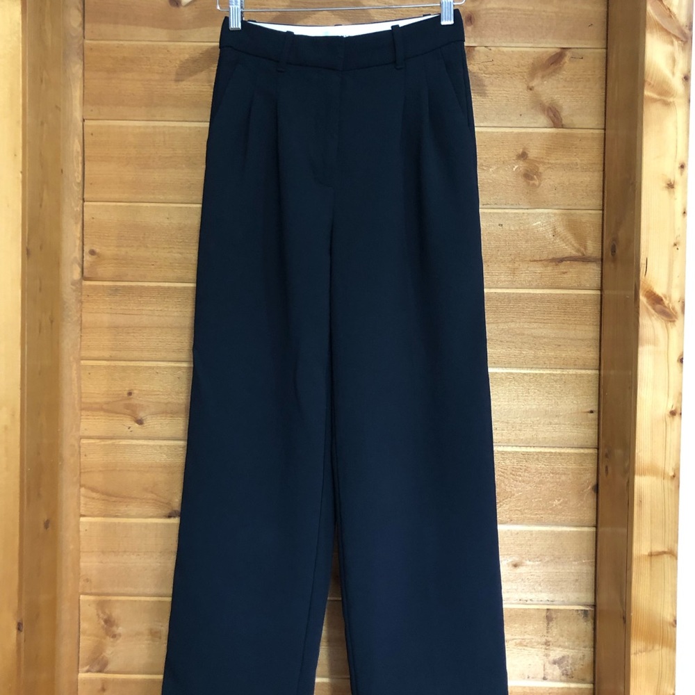 Aritzia The Effortless Pant Size 2